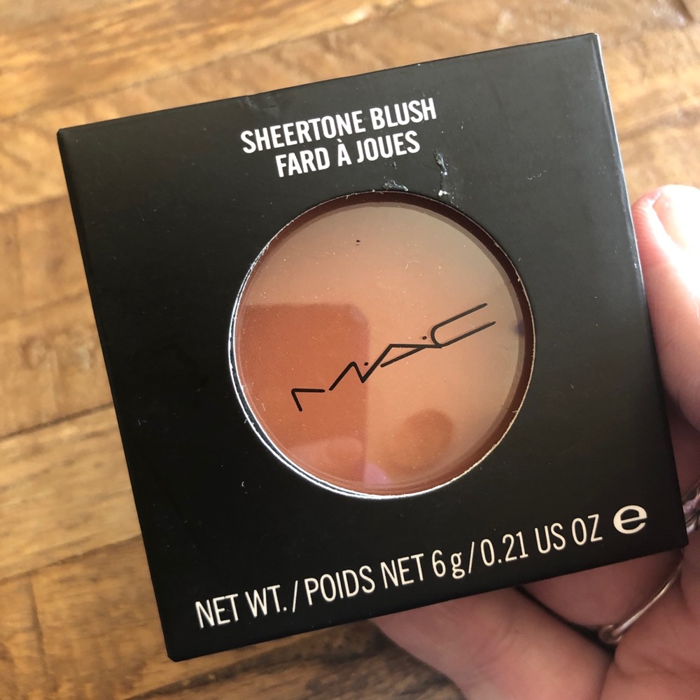 MAC Sheertone Blush - “Peachtwist” NWT